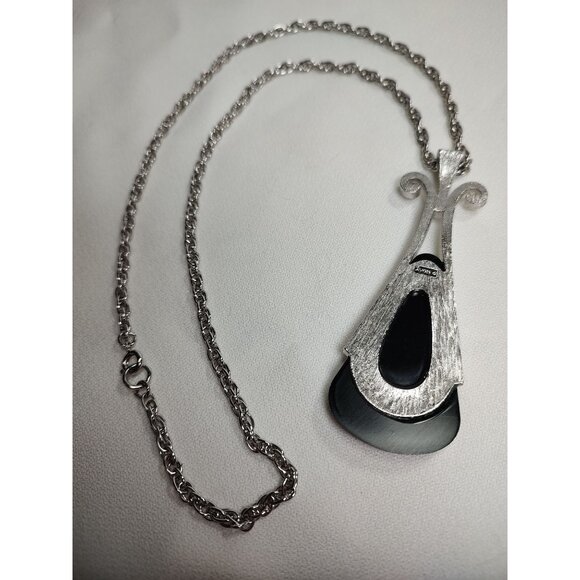 Avon Black Tear Drop Pendant Necklace & Diamond Cut Bangle Bracelet, Vintage - Picture 5 of 8